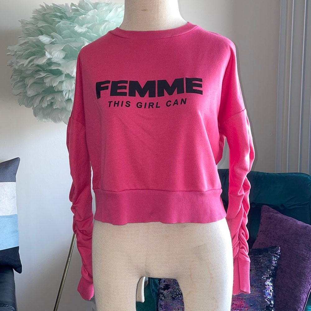 Femme this girl can crop sweatshirt